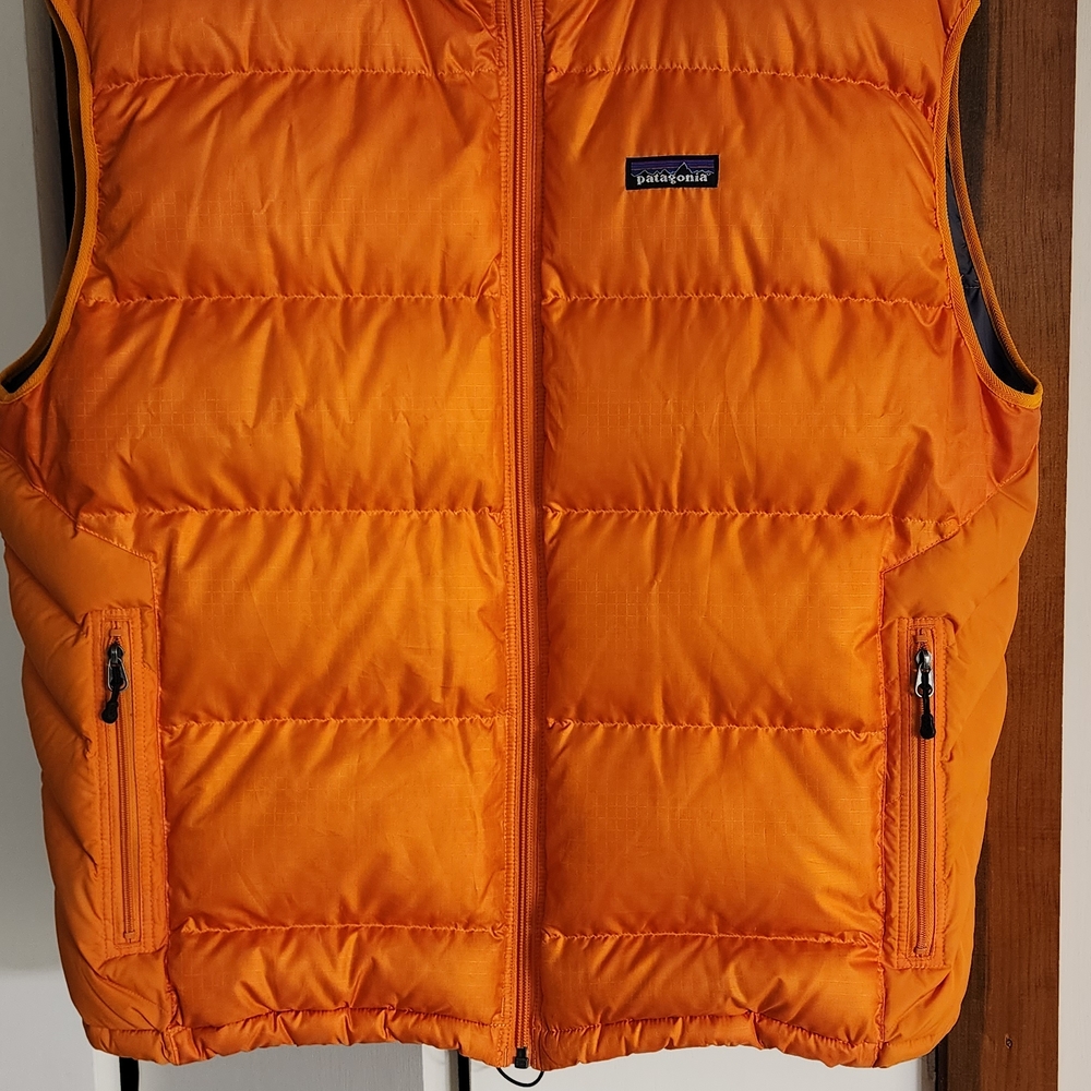 Vintage Men's Patagonia Orange Puffer Vest size L